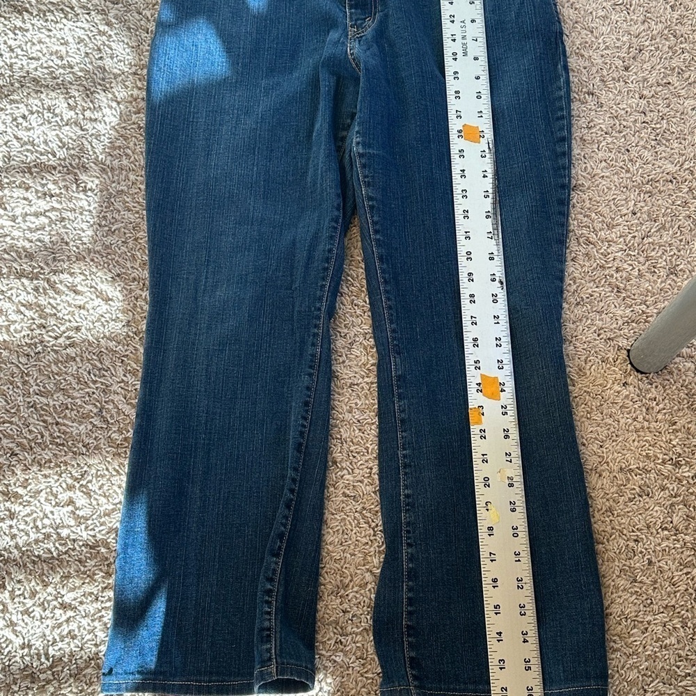 Levi's 550 Relaxed Bootcut Dark Blue Classic Style Denim Jeans Sz 14 Short - Picture 9 of 9